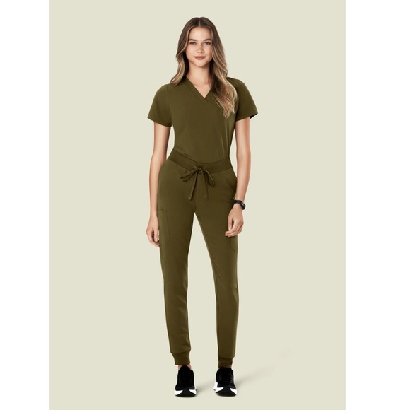 Mandala Pants - NWT Mandala Size Large High Waisted Drawstring Jogger Scrub Pant Olive Green